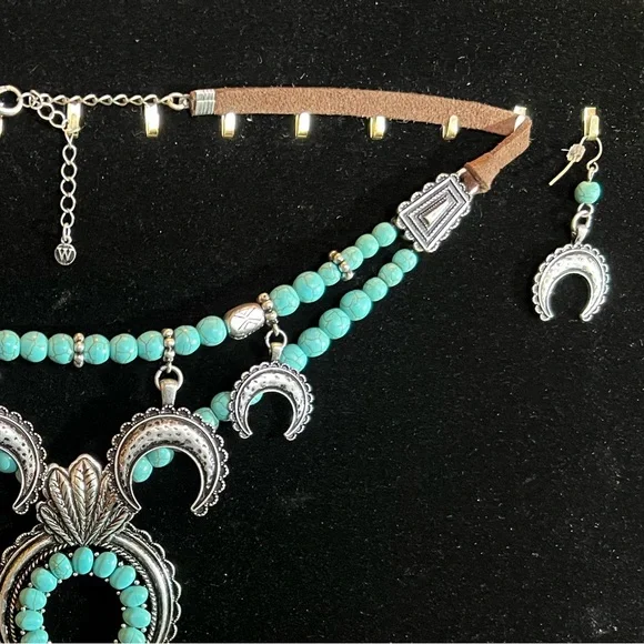 Southwest Style Necklace and Earrings Set - Picture 2 of 2